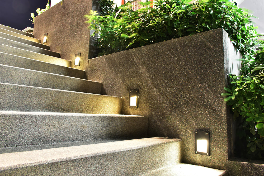 Outdoor & Landscape Lighting