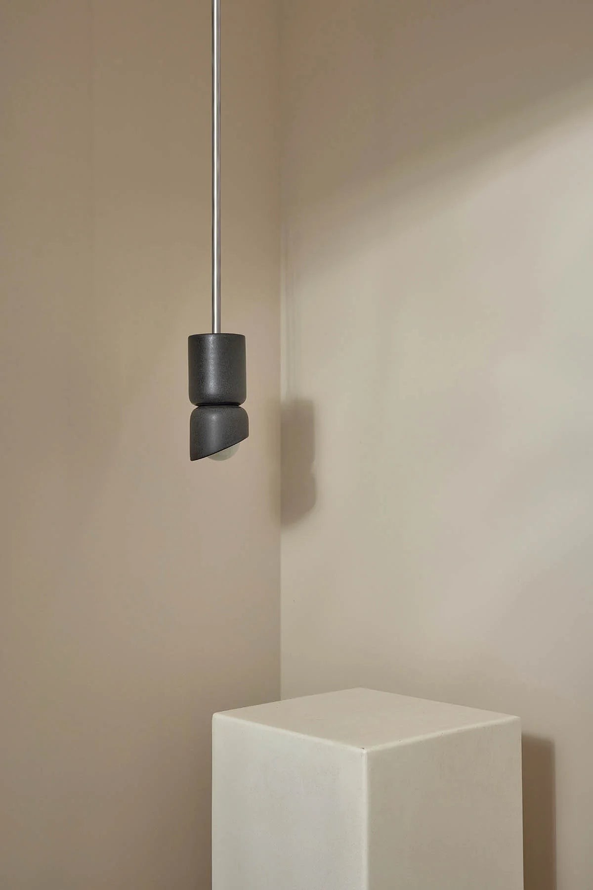 Terra 1.5 Pendant Light Solid Rod
