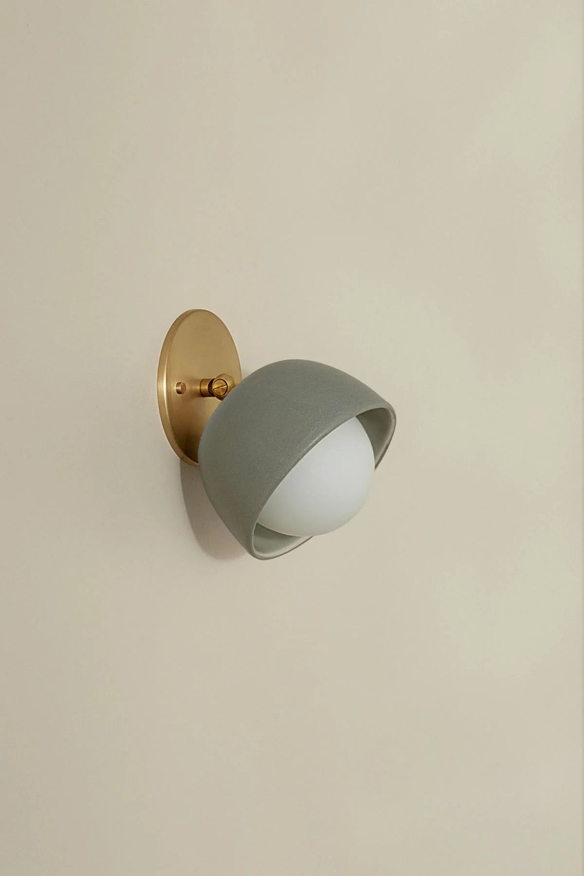 Terra 0 Short Articulating Surface Sconce