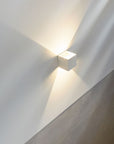 Bianco Wall Light