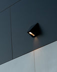 Edge Wall Light