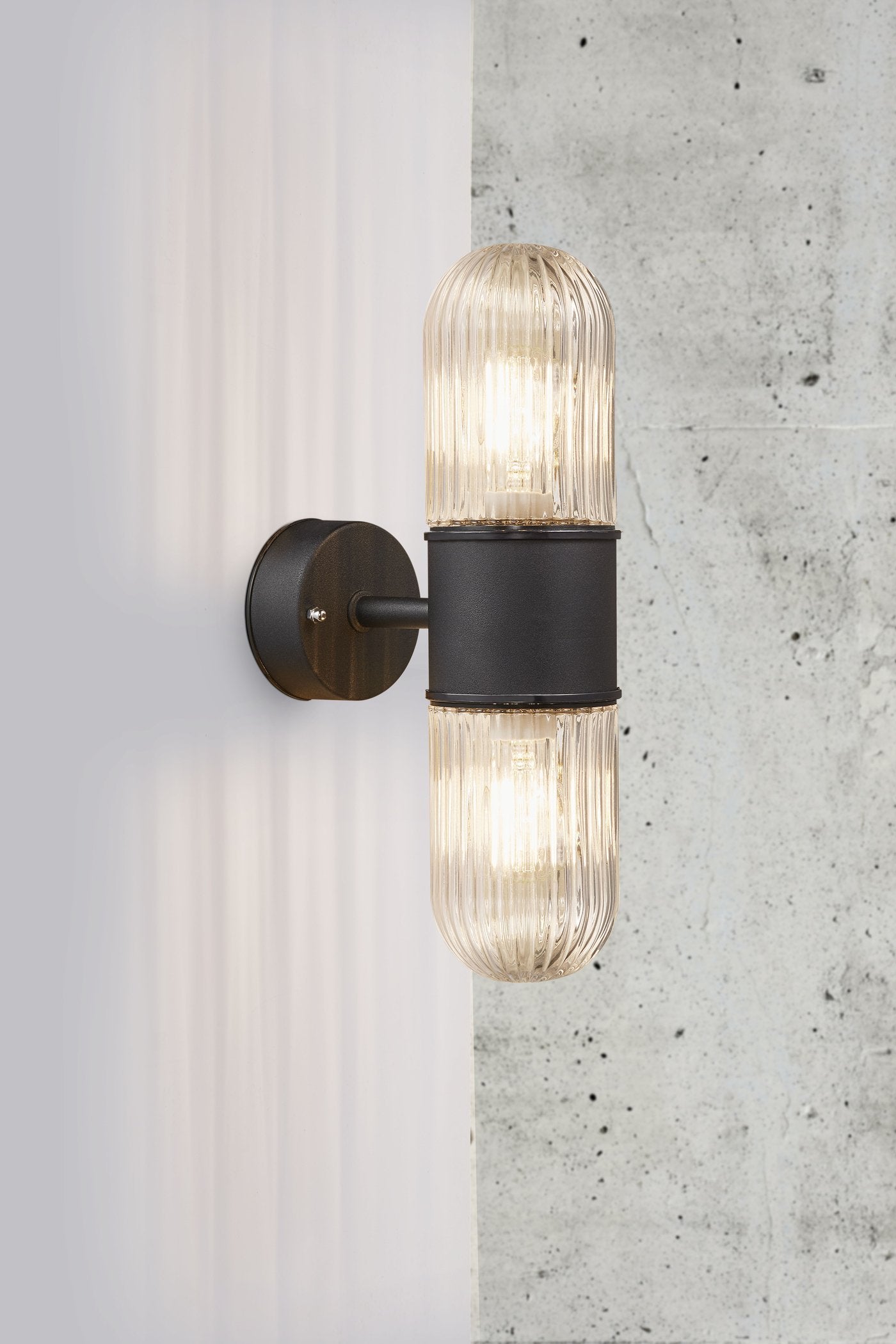 Kono Wall Light