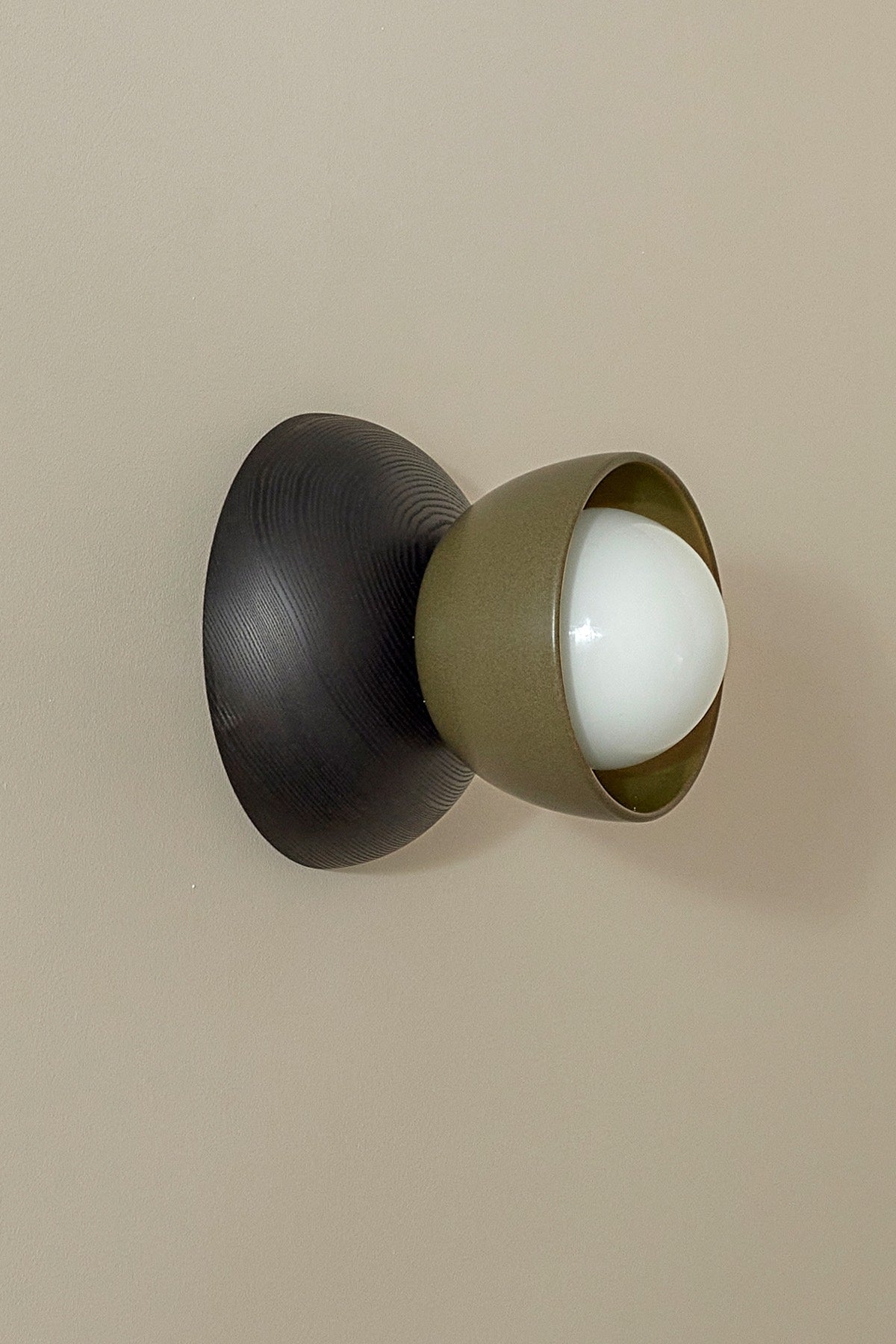 Terra 00 Surface Sconce