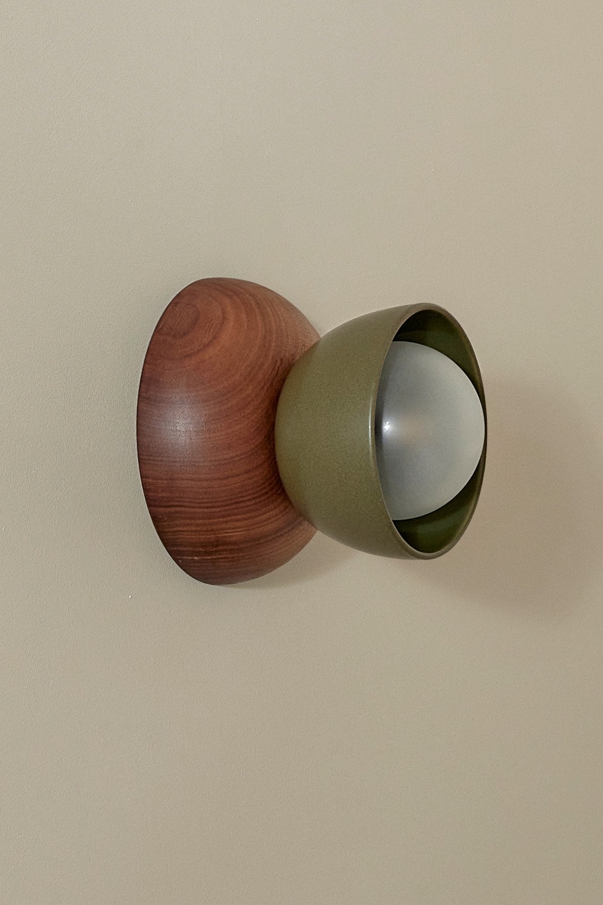 Terra 00 Surface Sconce