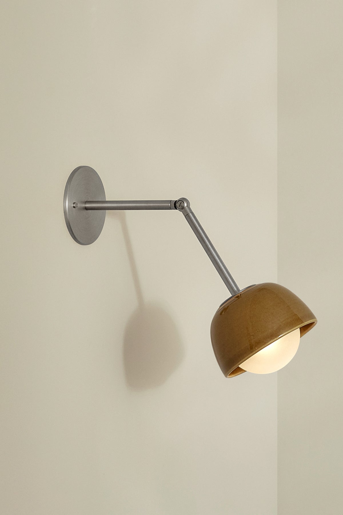 Terra 0 Long Wall Light