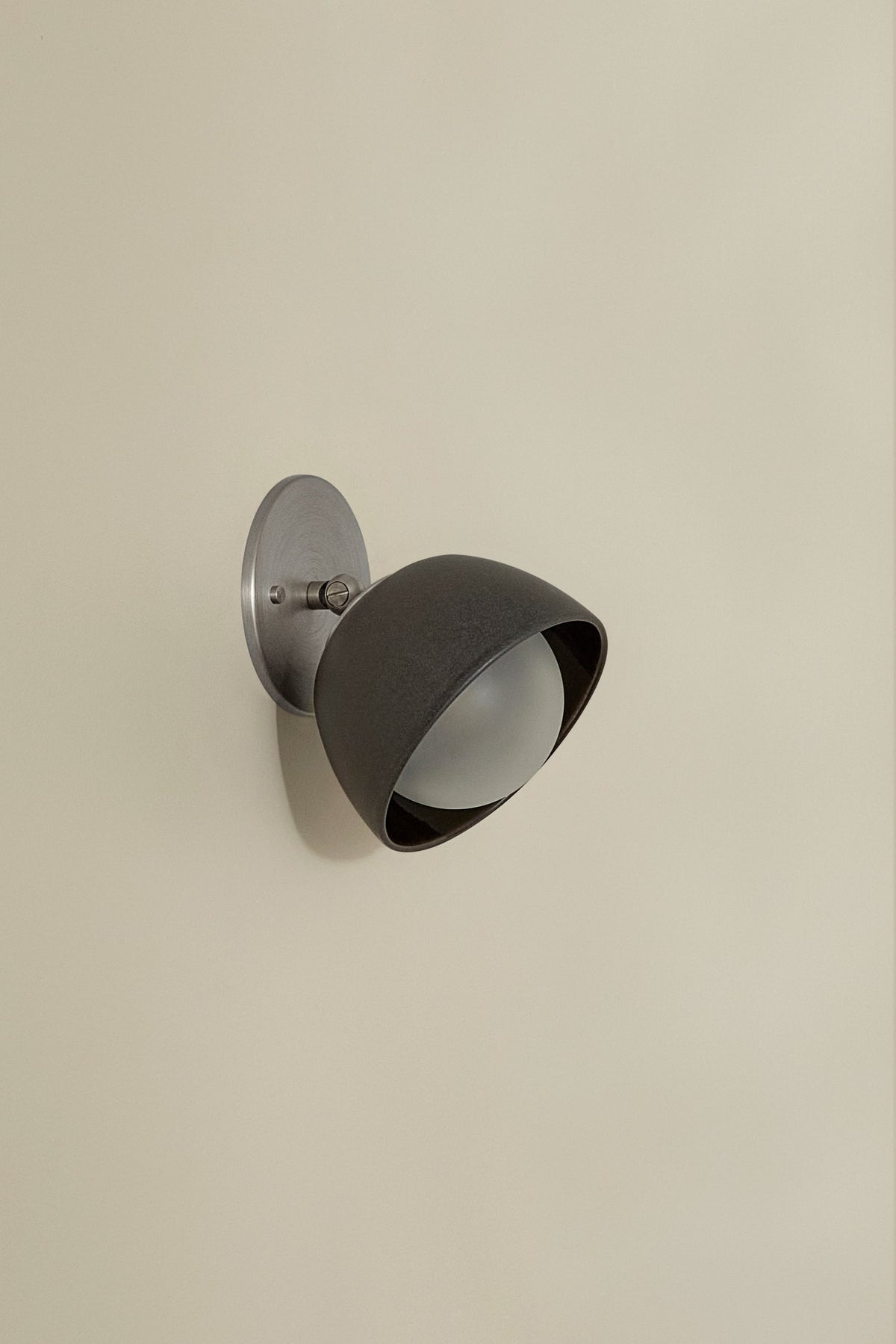 Terra 0 Short Articulating Surface Sconce
