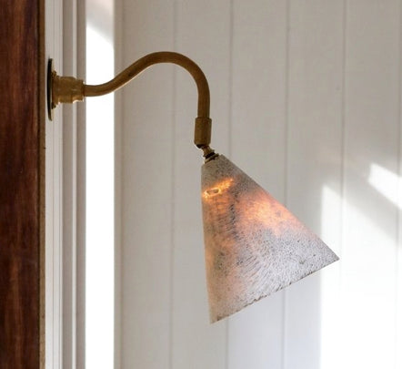 Fossil Coral Swan Wall Light