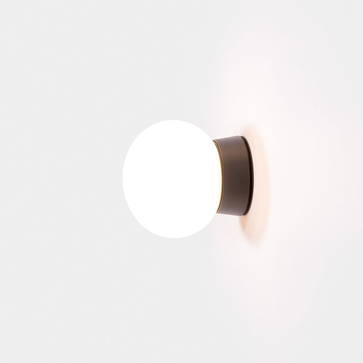 Sphera Wall Light IP65
