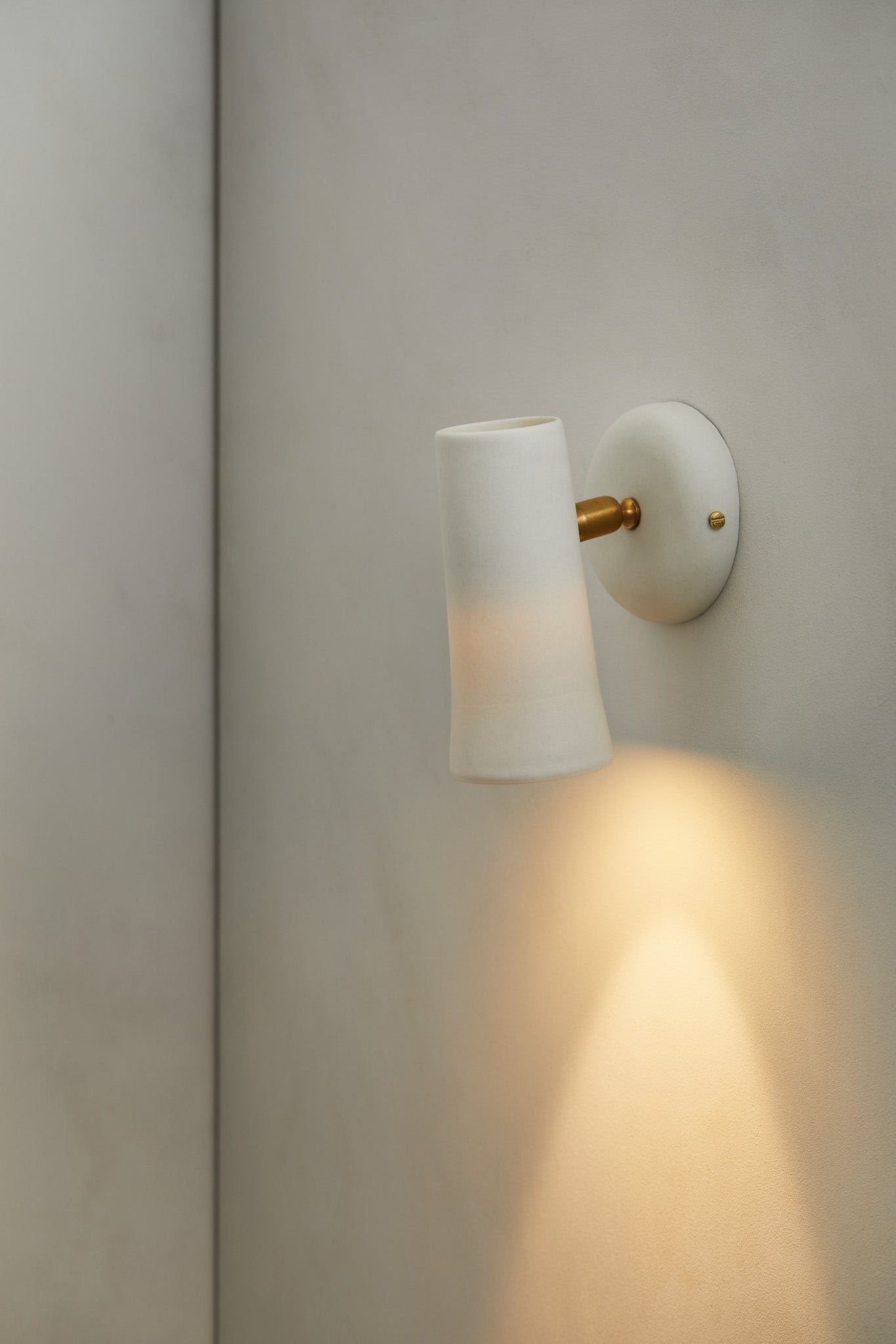 Handmade Porcelain Dusked Evo Wall Light