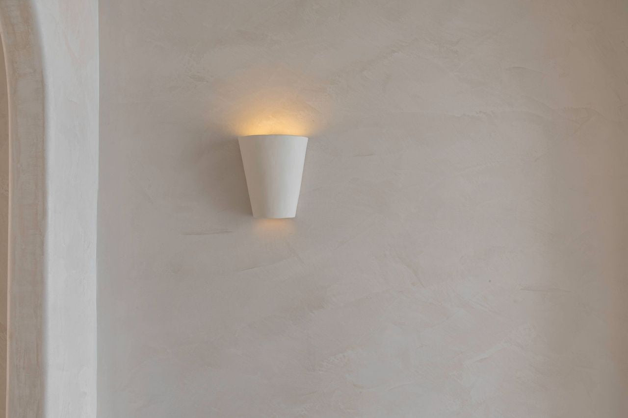 Form Clay Wall Light