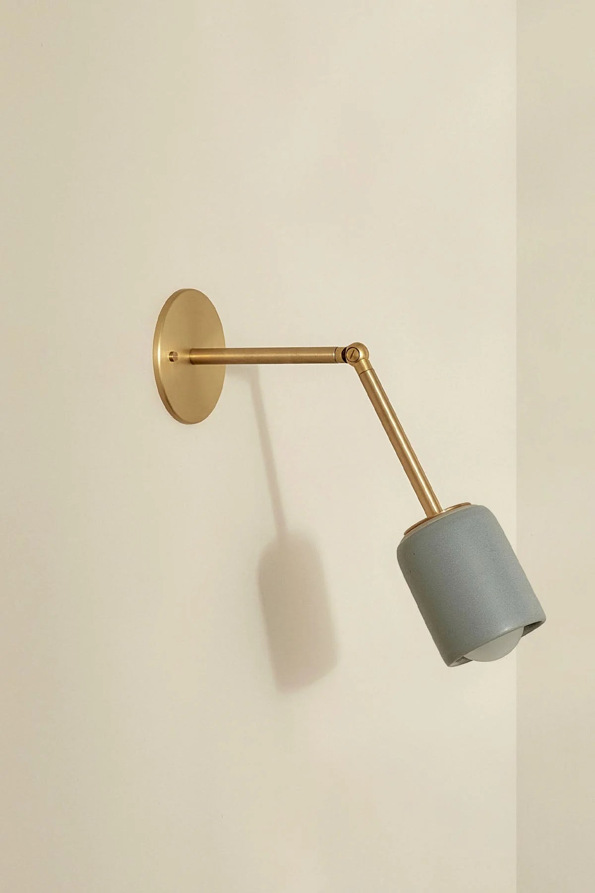 Terra 1 Long Articulating Wall Light