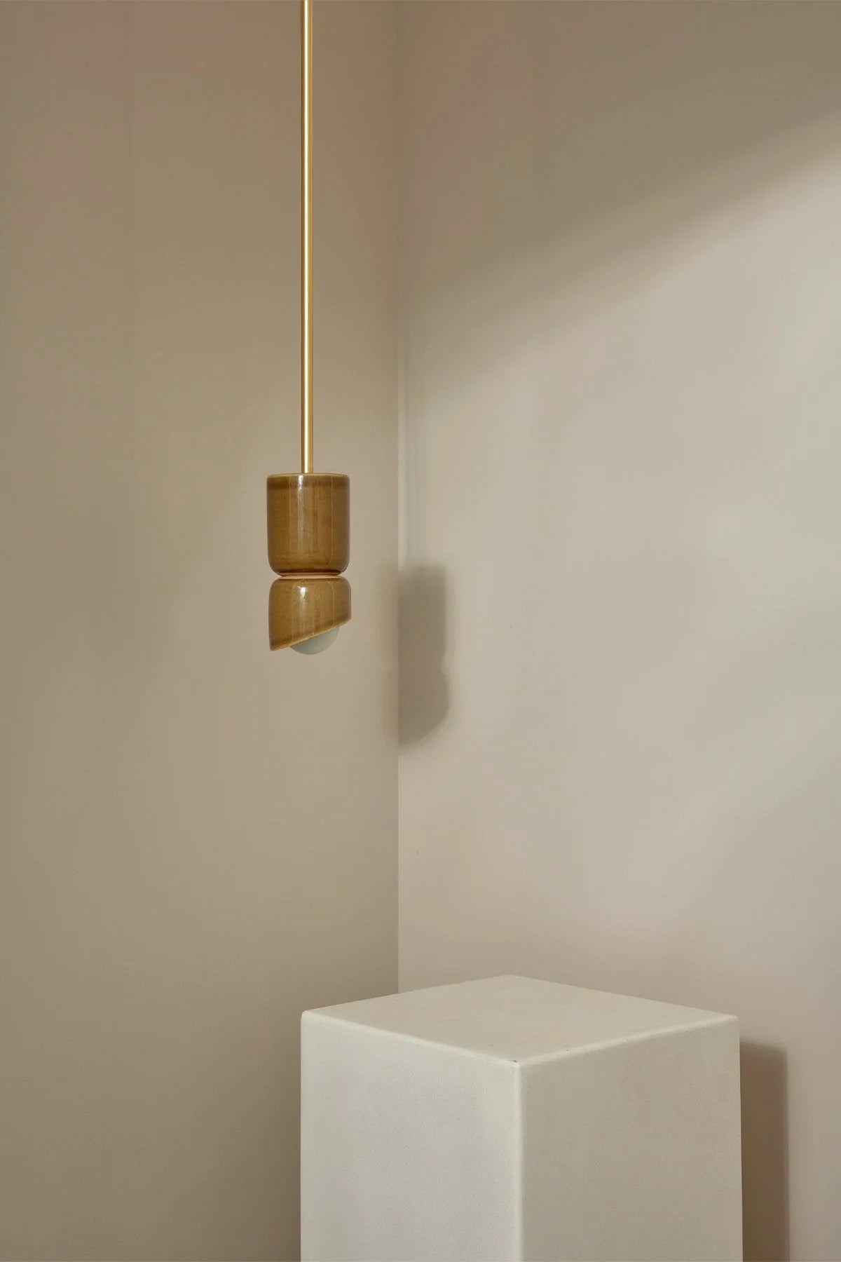 Terra 1.5 Pendant Light Solid Rod