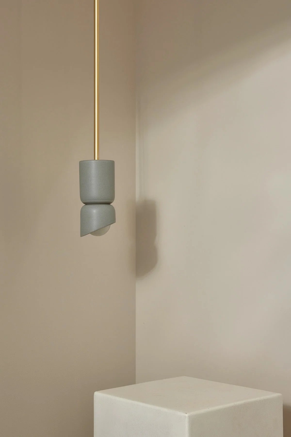 Terra 1.5 Pendant Light Solid Rod