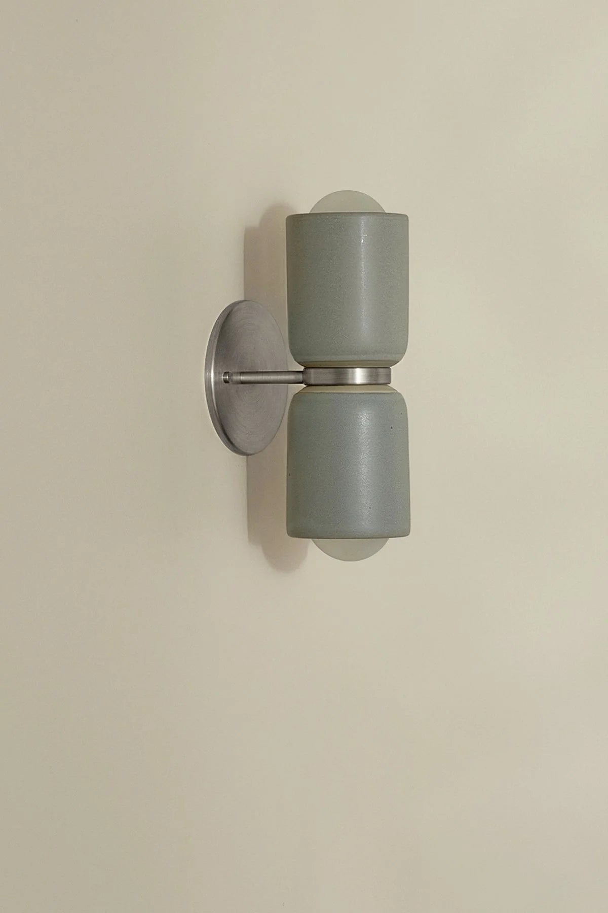 Terra 2 Wall Light