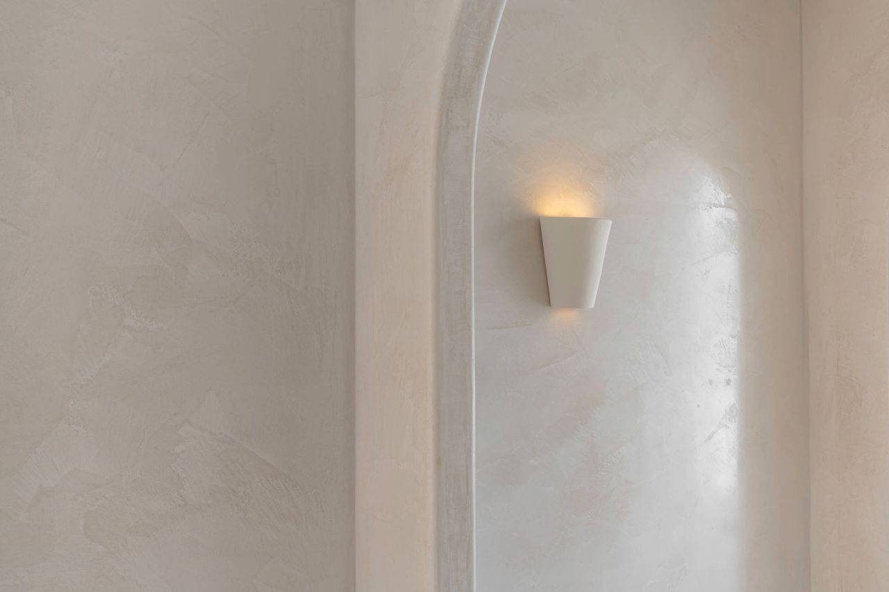 Form Clay Wall Light