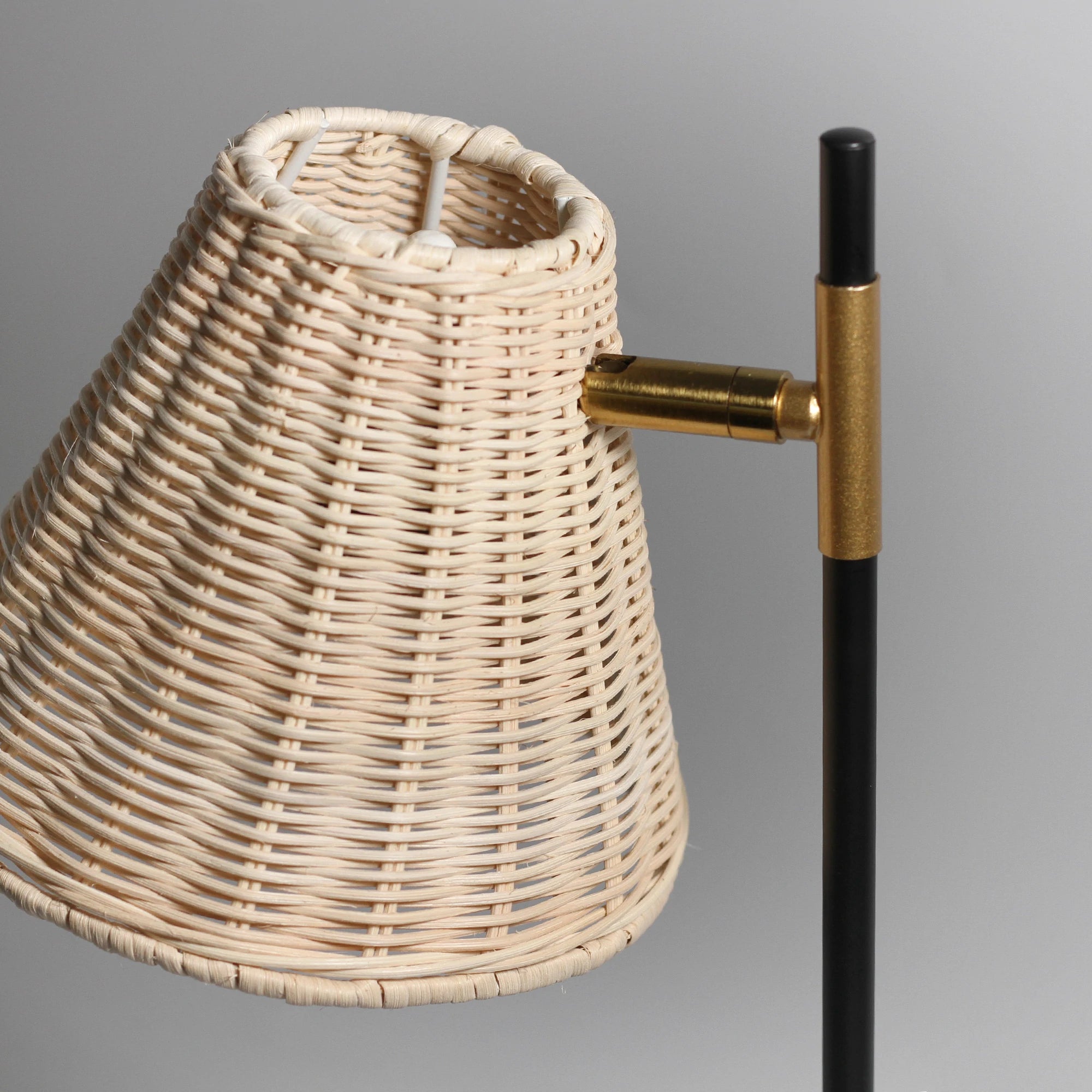 Hamilton Rattan Table Lamp
